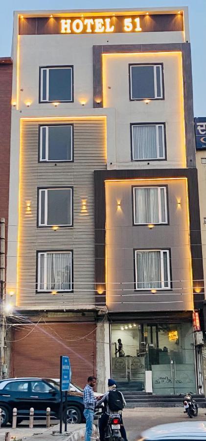 Hotel 51 Αμριτσάρ Εξωτερικό φωτογραφία