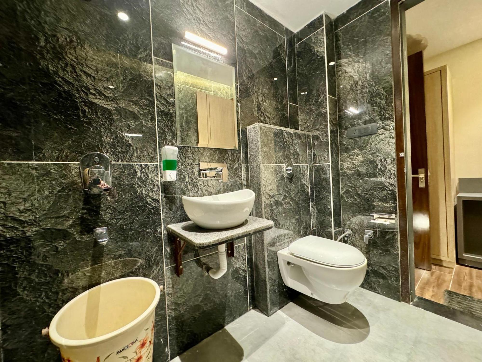 Hotel 51 Αμριτσάρ Εξωτερικό φωτογραφία